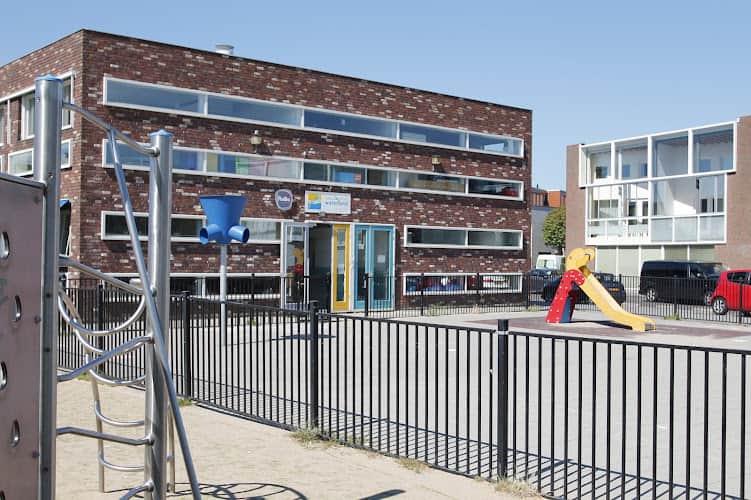 Partou Eendenplein 4