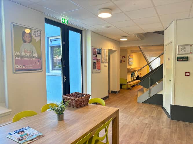 Dak Lamgroen - Dak kindercentra