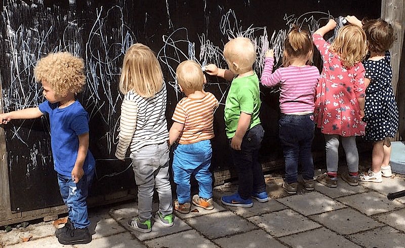 Hojpiepeloj, kinderdagopvang